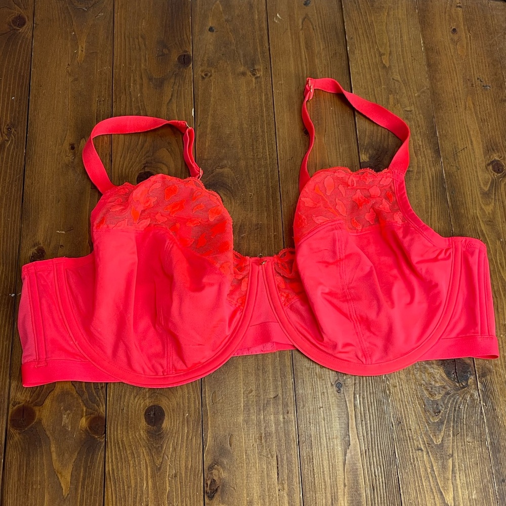 Cacique by lane Bryant size 46DD unlined Demi bra neon red